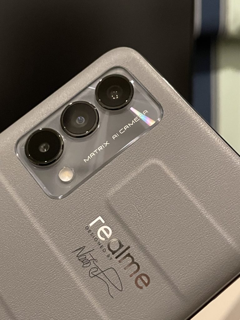 realme GT Master Edition First Impressions - cameras