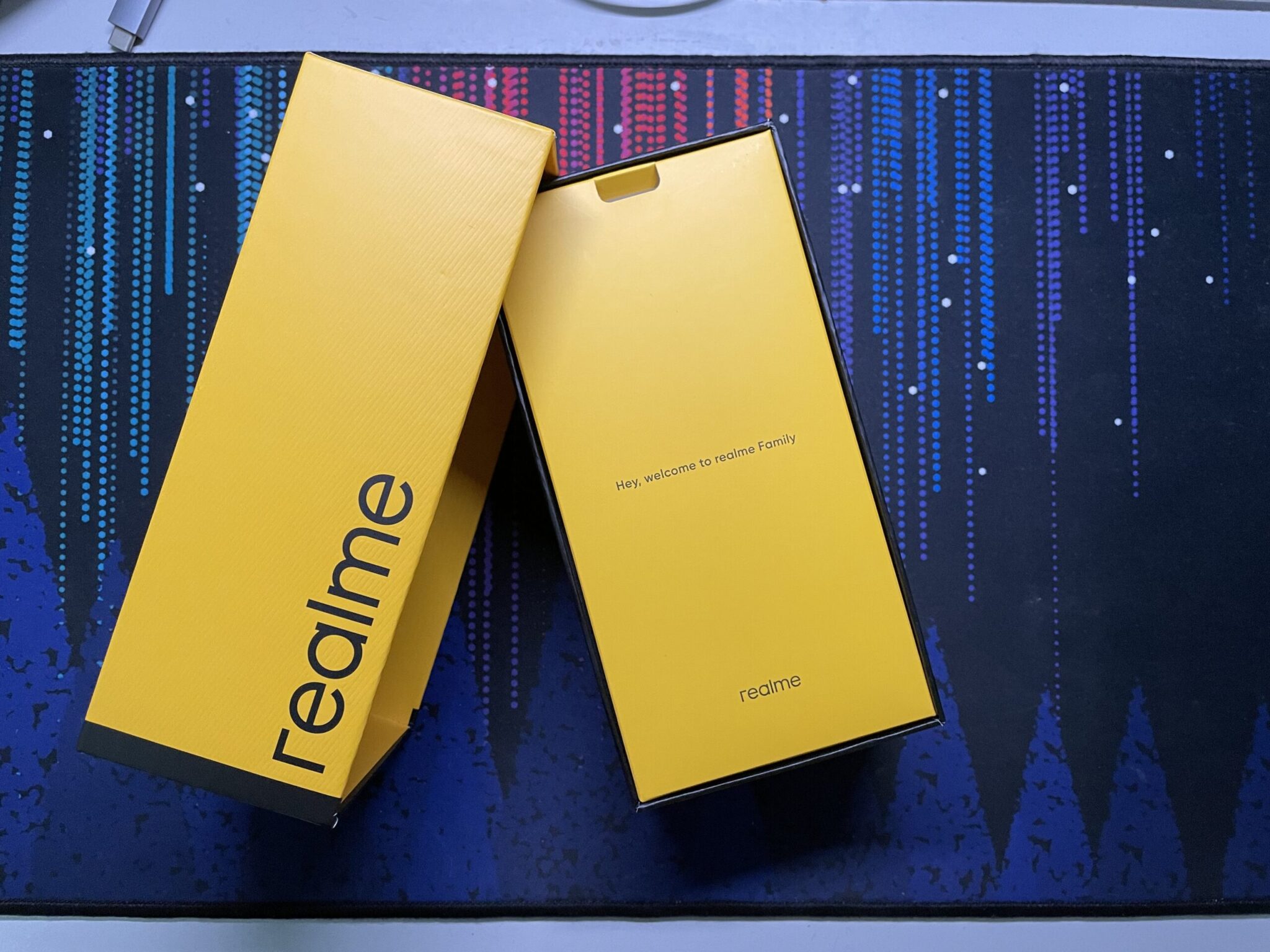 realme 9i First Impressions - Welcome Phrase