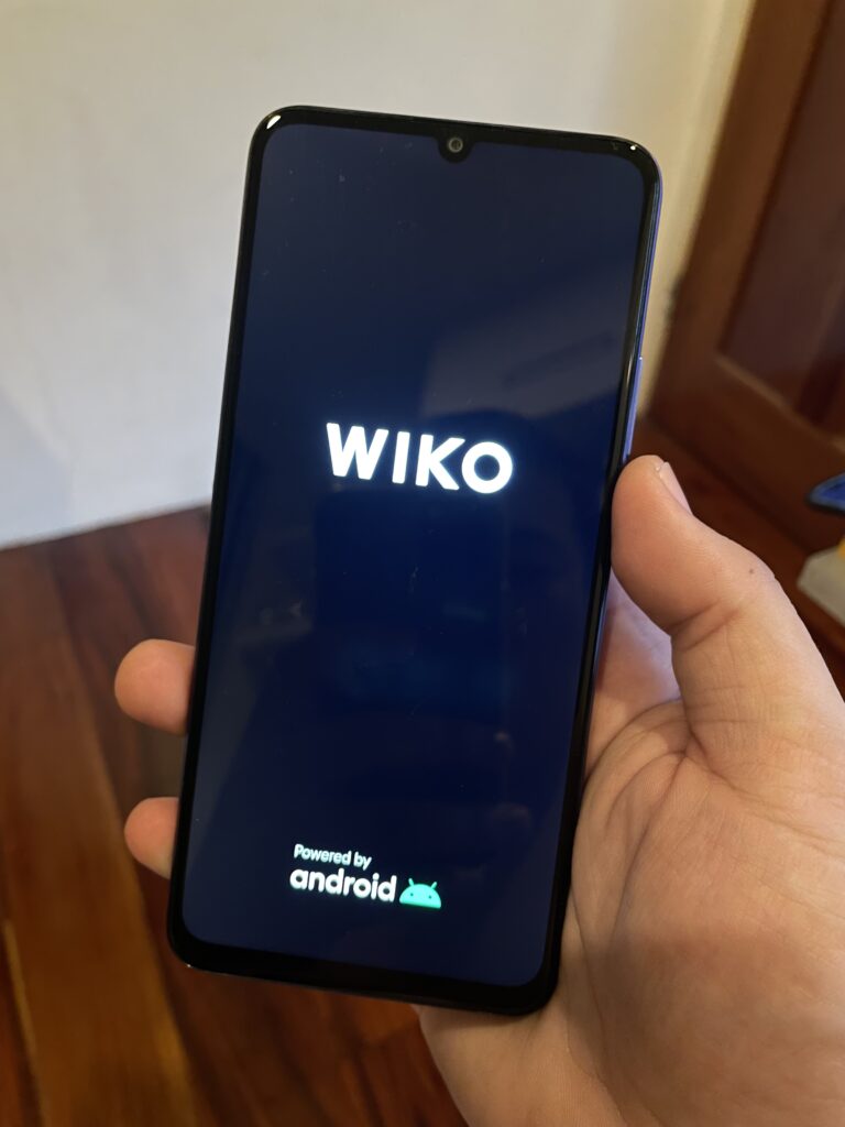 WIKO 10 Review - Performance and Software