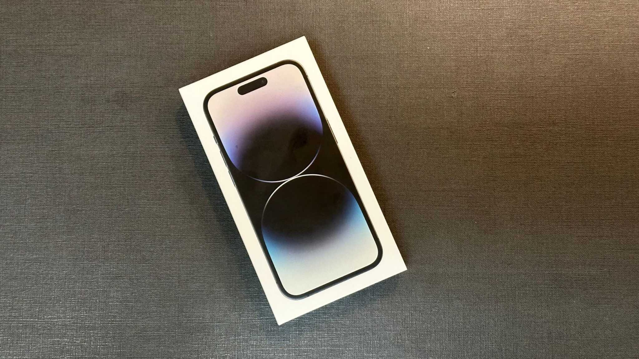 iPhone 13 Pro Max unboxing appears online