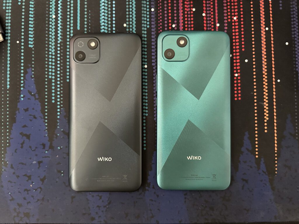 WIKO T10 Revisited - Midnight Black vs Emerald Green