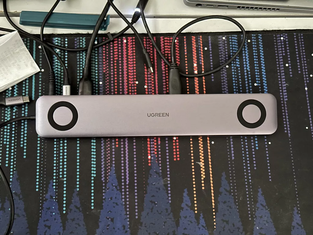 UGREEN docking station - ALL THE PORTS