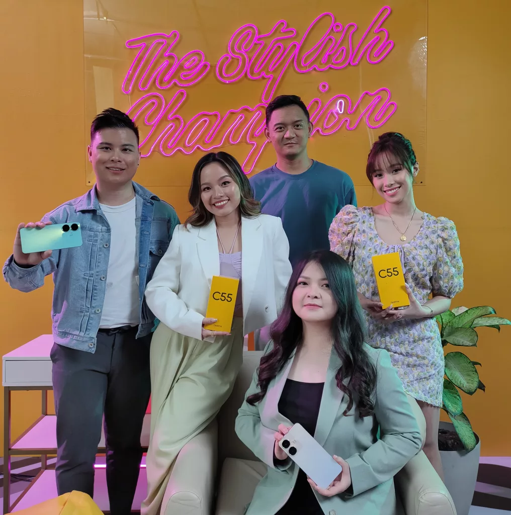 realme C55 Sold Out - Launch Event Photo Op