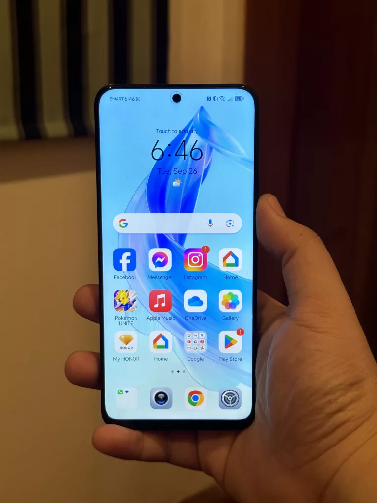 HONOR 90 Lite 5G Review - Display