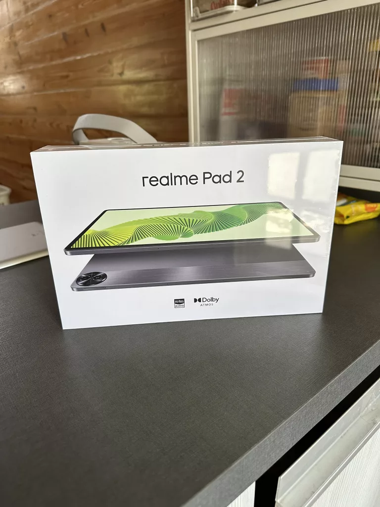 realme Pad 2 Unboxing - Packaging