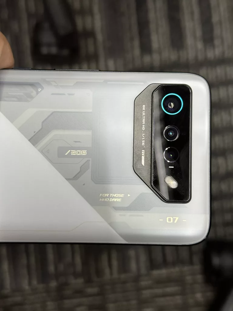 ROG Phone 7 Review - Cameras
