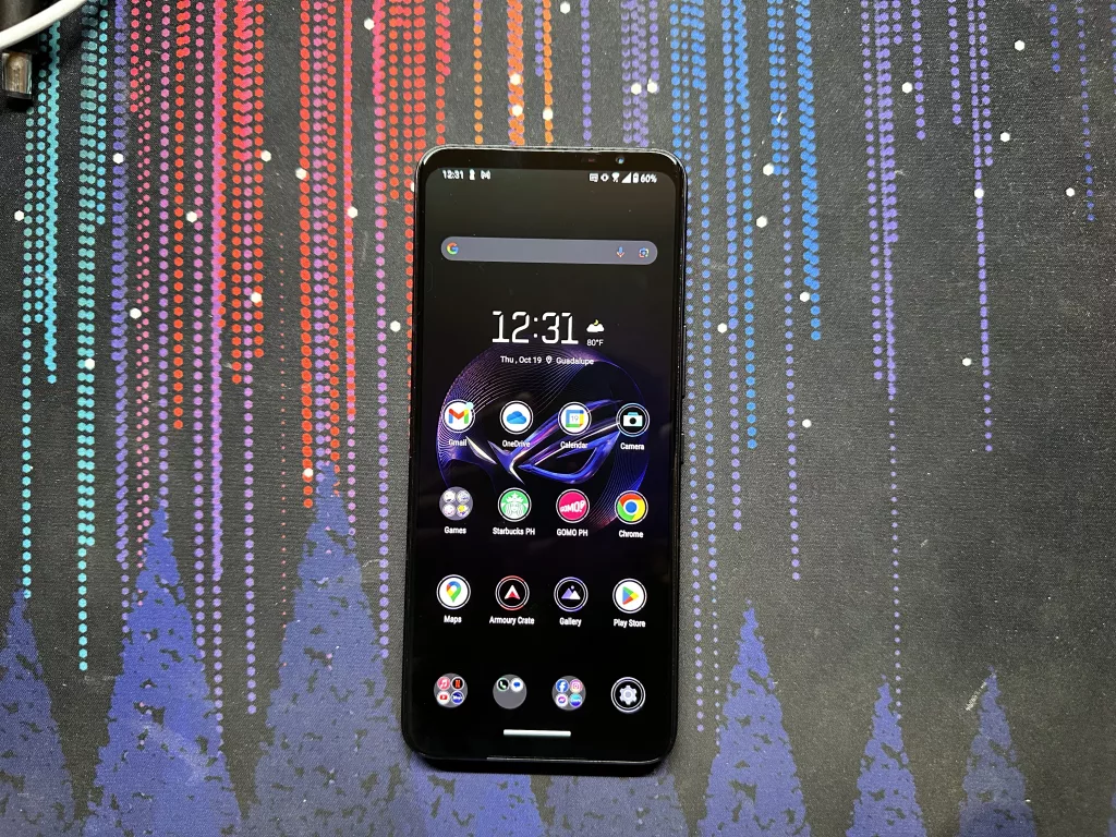 ROG Phone 7 Review - Display