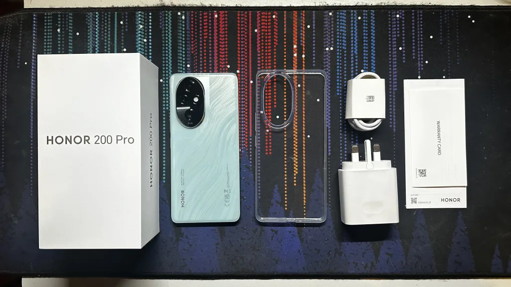 HONOR 200 Pro Review - Inside the Box