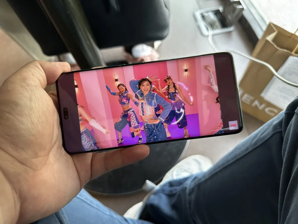 HONOR 200 Pro Review - BINI