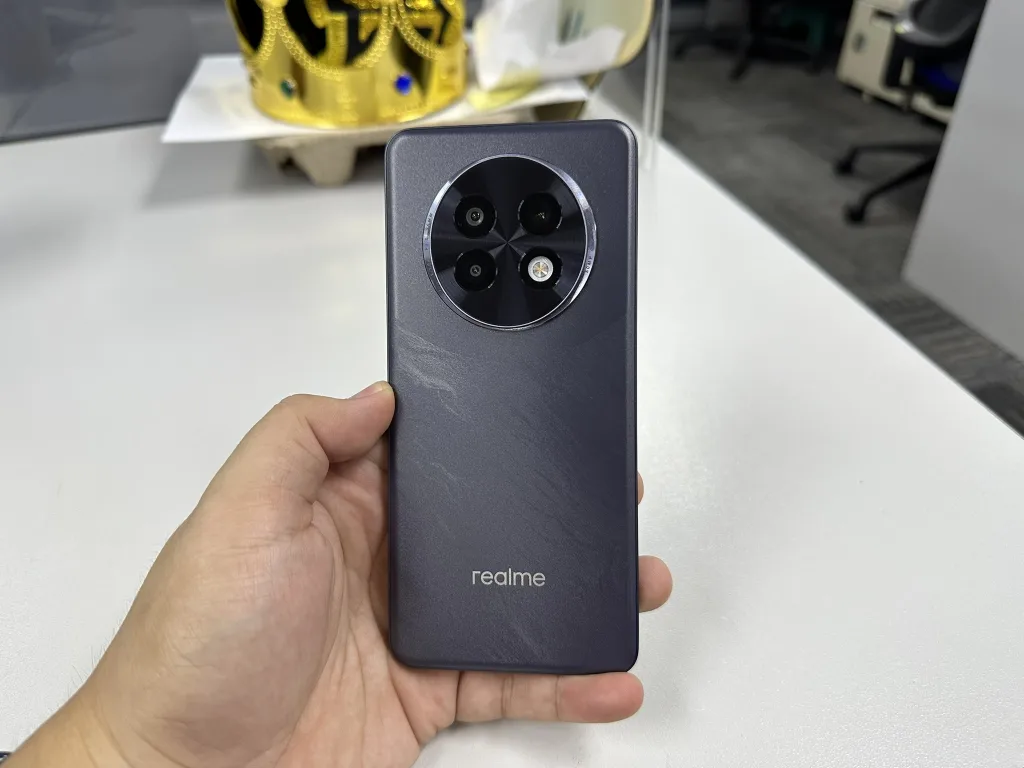 realme 13 Plus 5G Review - Design and Build