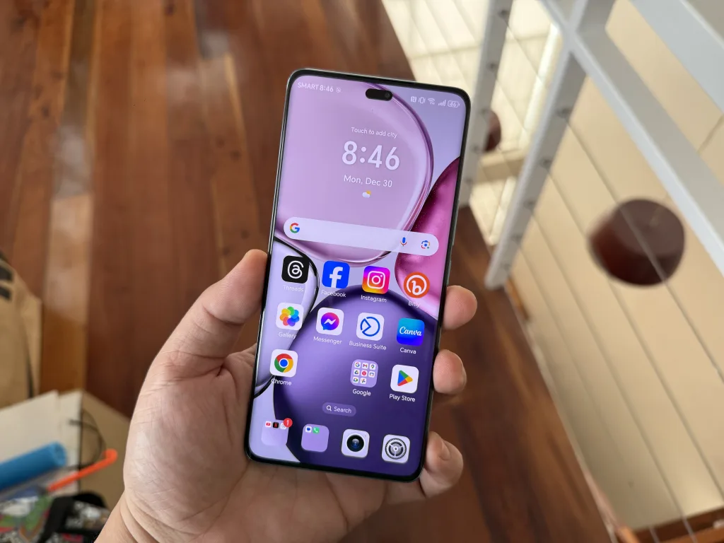 HONOR X9c 5G Review - Display and Speakers