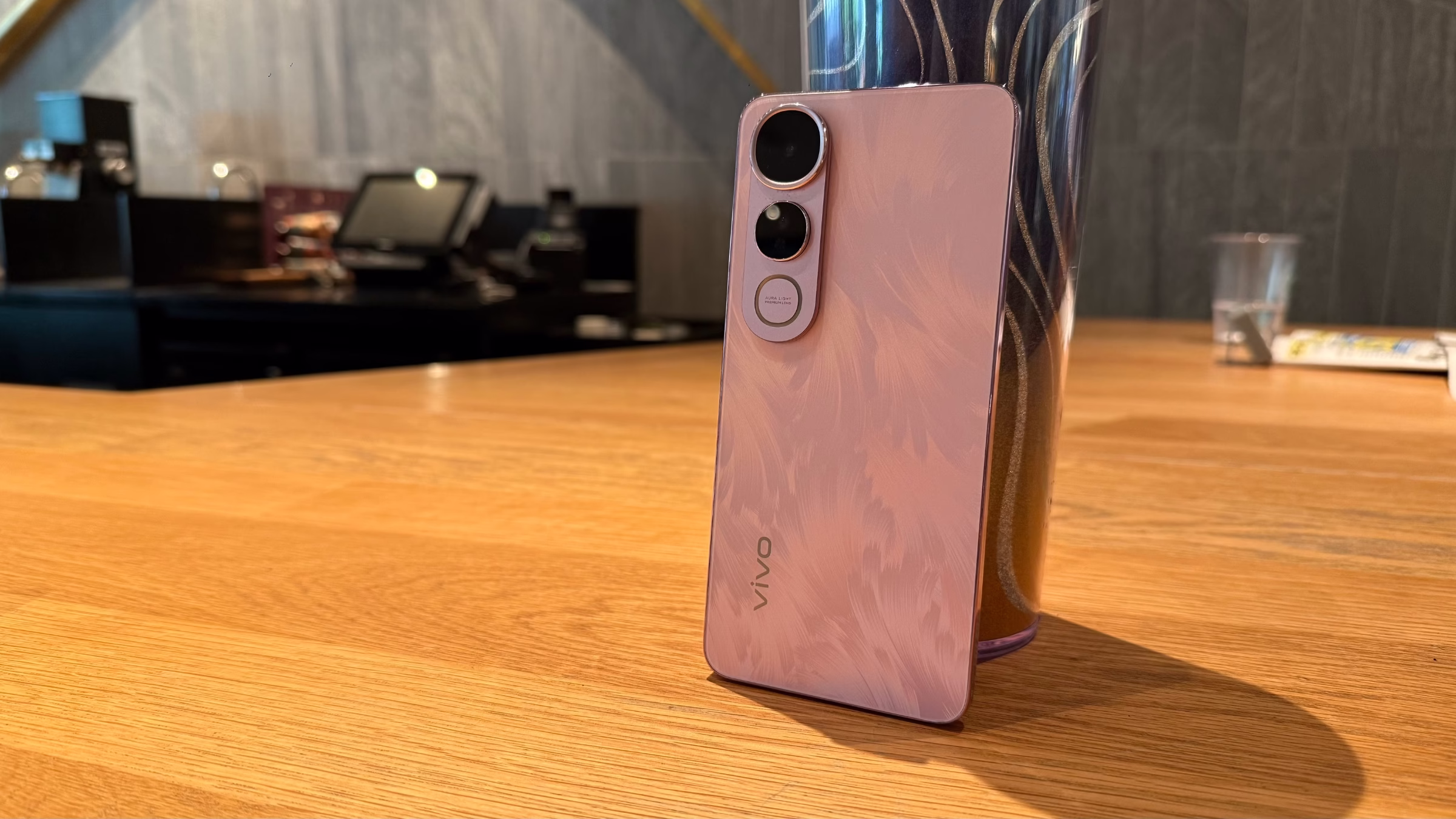 vivo V50 Lite 5G Review Header