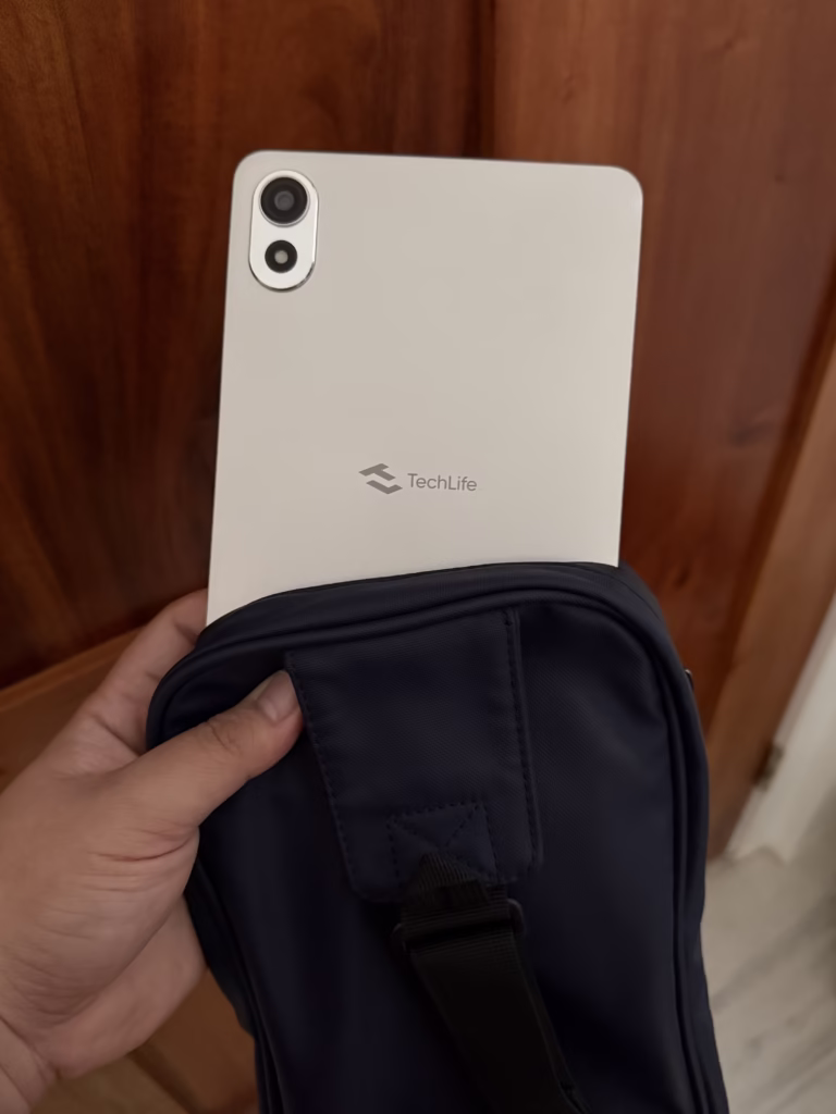 TechLife Pad Lite 8" Review - Sling Bag