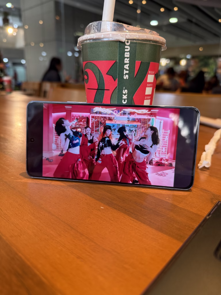realme GT 7 Review - Display Thoughts