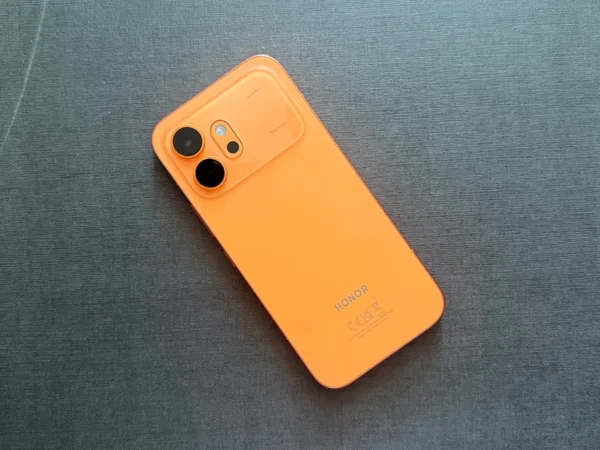 HONOR 600 5G Review Header
