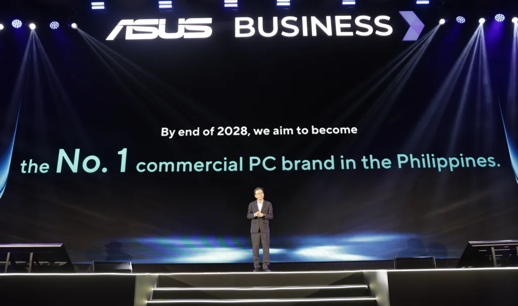 ASUS Co-CEO Samson Hu on stage at the ASUS Business launch, announcing the goal to become the No. 1 commercial PC brand in the Philippines by 2028
