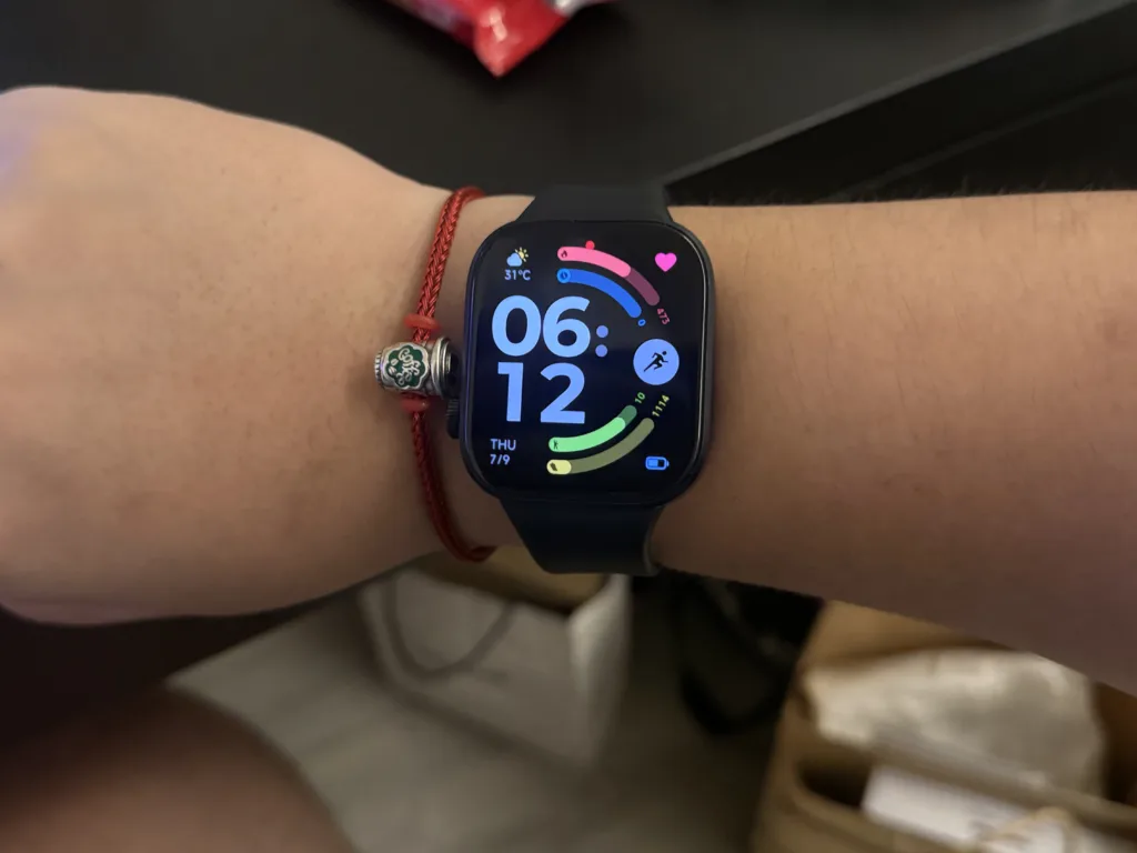 REDMI Watch 6 Review - Display